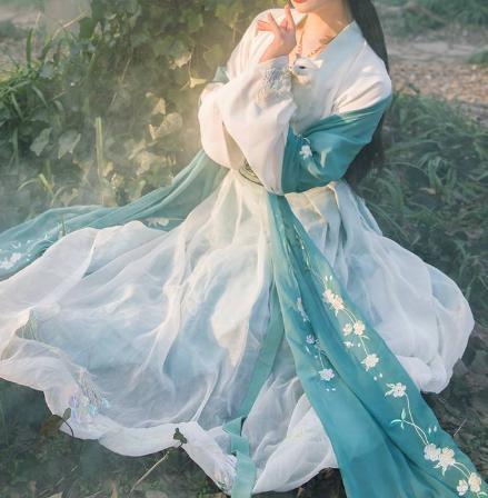 古人冬天御寒穿什么衣服?选择的种类多种多样 古人冬天御寒穿什么衣服?选择的种类多种多样