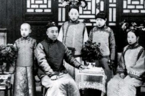 小德张权势滔天，为什么最后会死在天津？