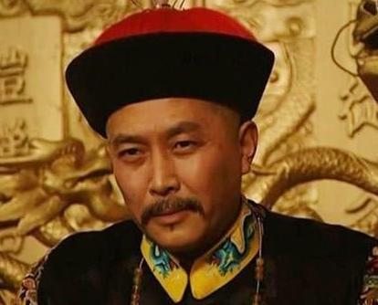 雍正登基为什么会放过老十 而对老八、老九进行清洗呢