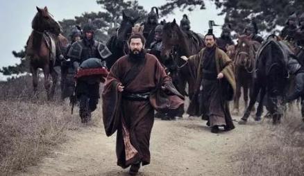 相堂赌头曹操遣大将，青州添兵韩浩任先锋，曹操险露心机