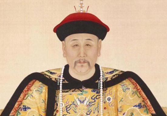 清朝时，太后如何称呼皇帝？为什么称呼会跟其他人不同