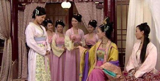 古代皇帝都有三宫六院七十二嫔妃？总共加起来有多少后宫