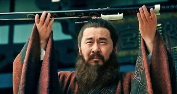 黄忠箭射关羽,赵云箭射徐盛,谁的箭术最强? 黄忠箭射关羽,赵云箭射徐盛,谁的箭术最强?