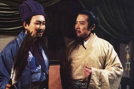 孙权集团背弃盟约夺取荆州到底错没错?徐州和荆州哪个对孙权更重要 孙权集团背弃盟约夺取荆州到底错没错?徐州和荆州哪个对孙权更重要