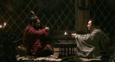 “郭嘉不死，卧龙不出”前面是什么？郭嘉之前还有一个人！