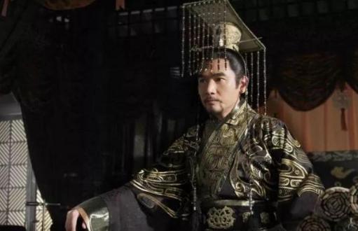 秦武王嬴荡因举顶而死，真的头脑简单四肢发达吗？