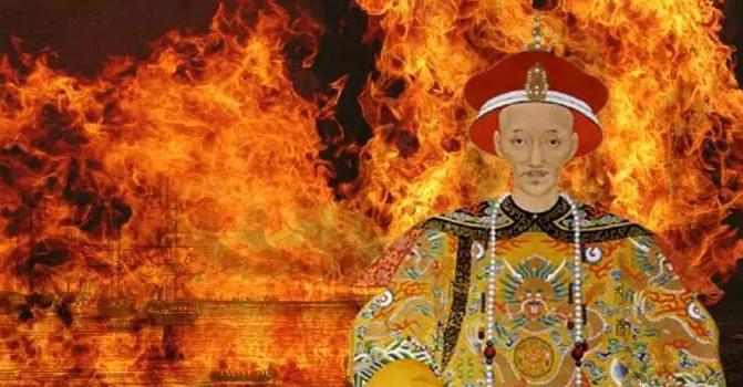 故宫隆宗门上为什么会有一个箭头？是谁留在那的