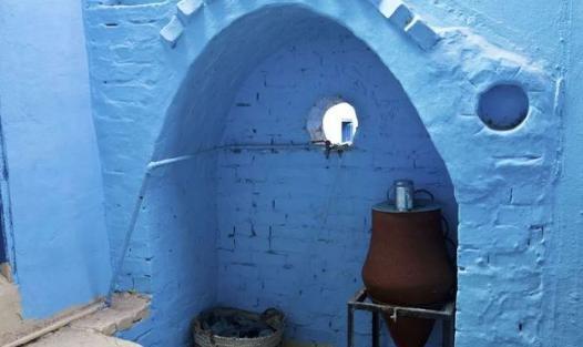 努比亚人有着怎样的生活习惯？为什么他们要将房子涂成蓝色