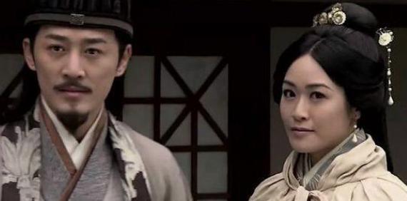 诸葛亮为什么一直拿着羽毛扇？有何玄机？