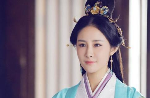 为什么说王翠翘是奇女子？她经历了哪些事情？