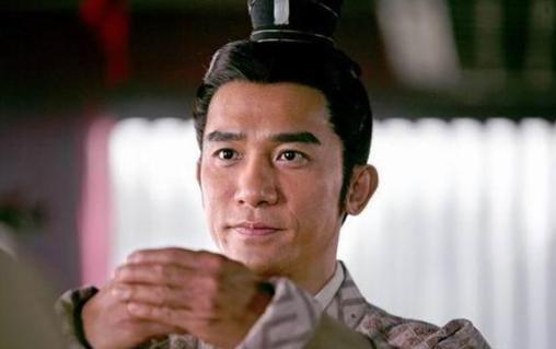 赤壁之战后周瑜鲁肃发生分歧,为什么周瑜死前还要推荐鲁肃? 赤壁之战后周瑜鲁肃发生分歧,为什么周瑜死前还要推荐鲁肃?