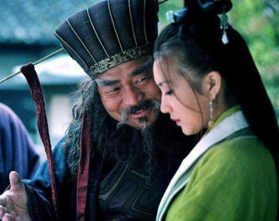 吕布临死前大喊这几个字，曹操听完为何仰天大笑？