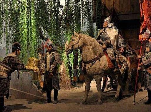 为什么清代王爷的权力大于明代藩王？是什么原因导致的