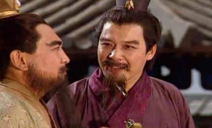 当初刘备投奔曹操之际 为何没有趁机弄死他 当初刘备投奔曹操之际 为何没有趁机弄死他