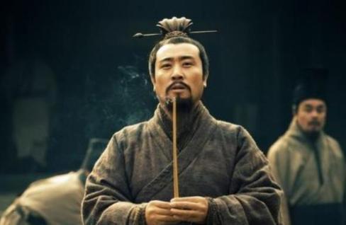 此人文武双全，祖父是东汉名将！骁勇善战不输关羽！