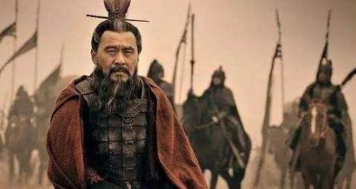 曹操是靠为什么称霸的？曹操的智囊团们！