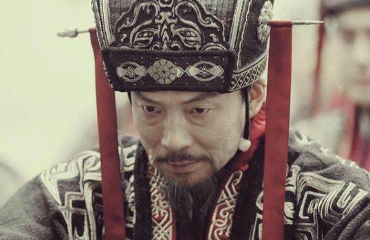 曹操为什么要说荀攸智可及，愚不可及？
