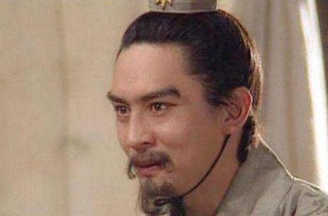 诸葛亮如果投奔曹营，他处于什么位置？