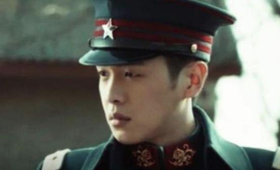 他收养孤女,长大后纳为小妾,最后却下令枪杀 他收养孤女,长大后纳为小妾,最后却下令枪杀