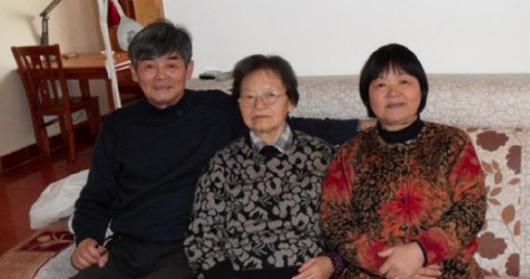 她的职位比李贞还高,为什么没有授军衔? 她的职位比李贞还高,为什么没有授军衔?