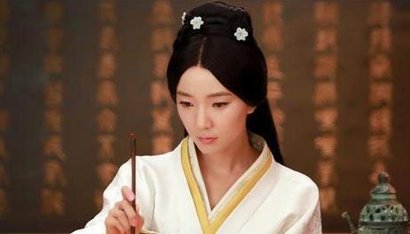 李广利为什么会投降匈奴？他是打不过吗？
