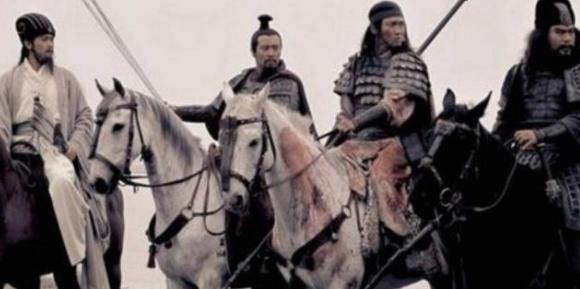 他是赵云的二师兄,曾两次击败关羽 他是赵云的二师兄,曾两次击败关羽