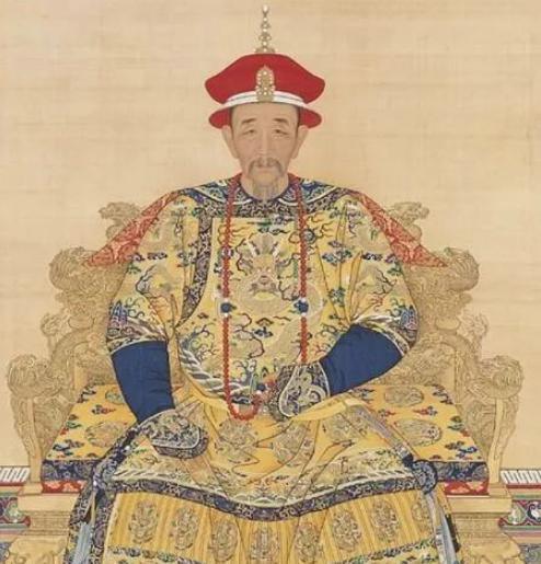 晚年统治昏聩，乾隆的名声为何比康熙差得多？