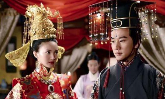 明英宗复位后,是怎么对待景泰帝后妃的? 明英宗复位后,是怎么对待景泰帝后妃的?