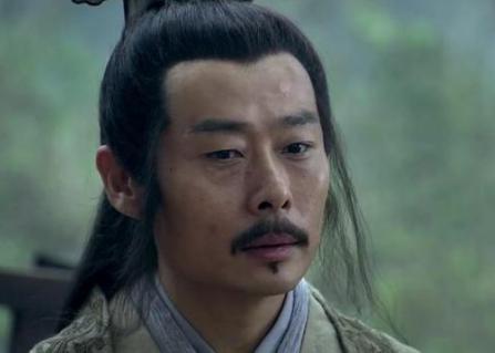 让战神关羽都十分敬佩的三个人分别是谁？