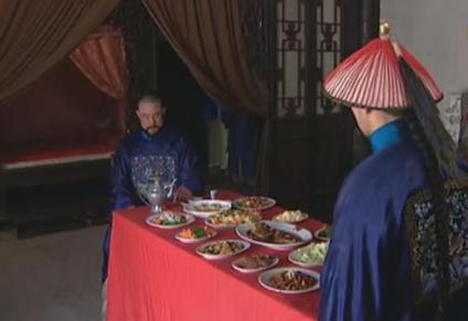 年羹尧被贬以后为什么要做小炒肉跟大白菜？他有什么寓意