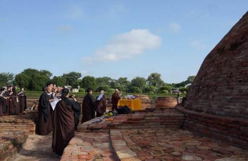 吠舍在印度社会地位高吗?吠舍这一阶级来源于什么