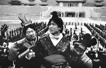 嫪毐是个怎么样的人?嫪毐是怎么败给嬴政的? 嫪毐是个怎么样的人?嫪毐是怎么败给嬴政的?