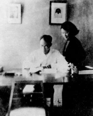 两只刺猬的爱情:沉樱与梁宗岱 两只刺猬的爱情:沉樱与梁宗岱