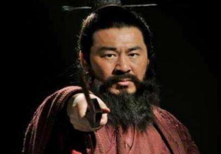 夏侯惇一生没有打过胜仗连一次都没有取胜过 他为何还受到曹操器重呢