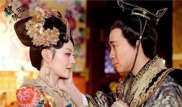 穆皇后:一个生逢乱世的女人 穆皇后:一个生逢乱世的女人