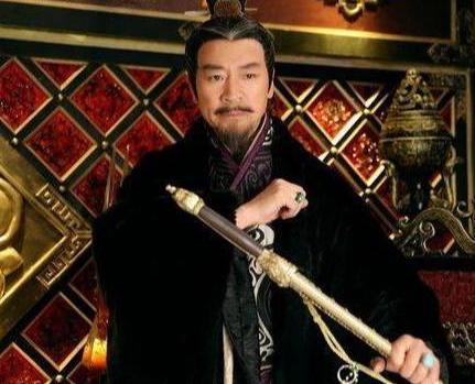 汉朝的时候都是穿什么衣服?有现在的那种裤子吗 汉朝的时候都是穿什么衣服?有现在的那种裤子吗