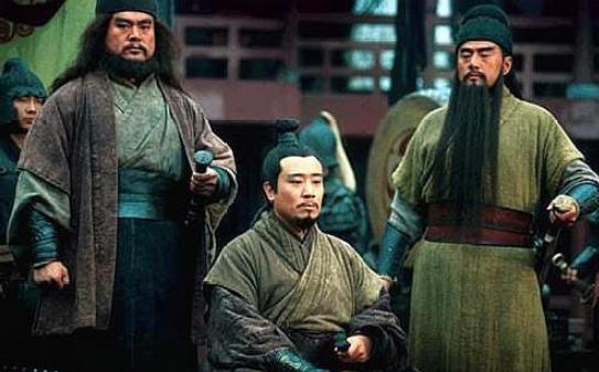 曹操对关羽有恩，为什么还让关羽守华容道？