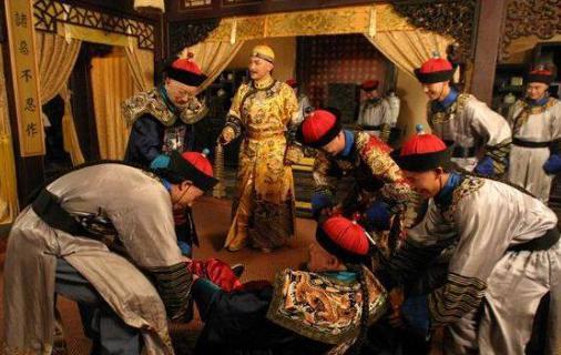 孝贤纯皇后去世后,乾隆为什么对两个太子说皇位没份? 孝贤纯皇后去世后,乾隆为什么对两个太子说皇位没份?