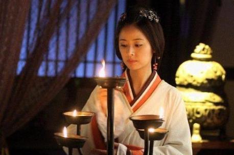 柳静言：当过皇后和太后，却在亡国后活到八十多岁