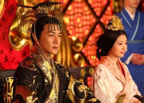 邛成太后：因无貌无宠无子而上位，坐享荣华48年