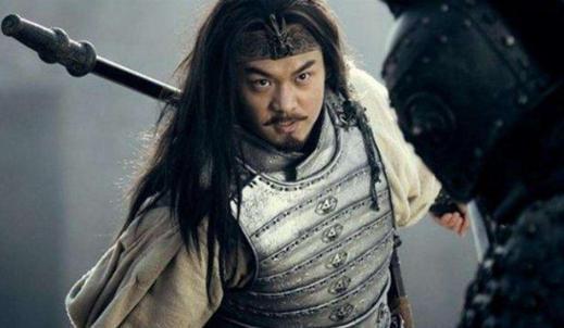 马超投奔刘备后为什么被刘备高高挂起？只因马超做了一件错事！