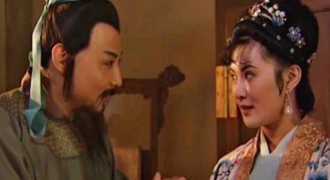 什么叫升米恩斗米仇？水浒传中的呼延灼告诉你！