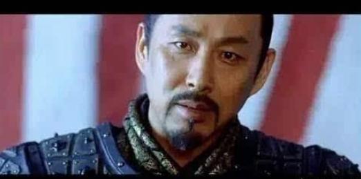 他和嬴政从小是好友，长大后却计划刺杀嬴政