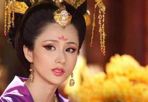 史学界说的“六味地黄丸”到底是谁?他用这个昵称太合适不过了 史学界说的“六味地黄丸”到底是谁?他用这个昵称太合适不过了