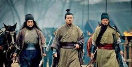 投靠了他人还想独立可能吗?刘备凭什么在投靠别人是还能以主公自居? 投靠了他人还想独立可能吗?刘备凭什么在投靠别人是还能以主公自居?