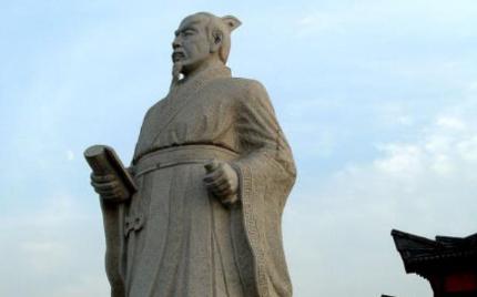 他是齐桓公的专属厨师 为齐桓公能满足吃人肉竟然将儿子给杀了 他是齐桓公的专属厨师 为齐桓公能满足吃人肉竟然将儿子给杀了