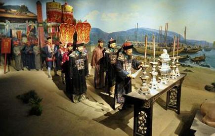 清官孙嘉淦到底有多惨 竟然拉了十几箱的石头装作很有钱的样子 清官孙嘉淦到底有多惨 竟然拉了十几箱的石头装作很有钱的样子