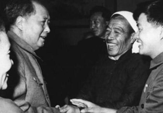 陈永贵<a href=https://www.lishiji.cn/lishi/12113/ target=_blank class=infotextkey>葬礼</a>，为什么华国锋乔装前去？