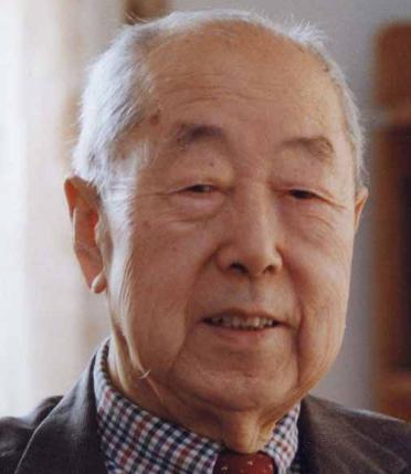 杨钟健：地质学家和古生物学家，中国古脊椎动物学的开拓者和奠基人