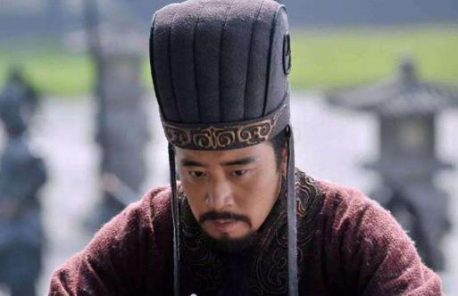 蜀汉先主刘备真的是贩卖鞋履的草民吗？看看他背后有哪些强大的势力？